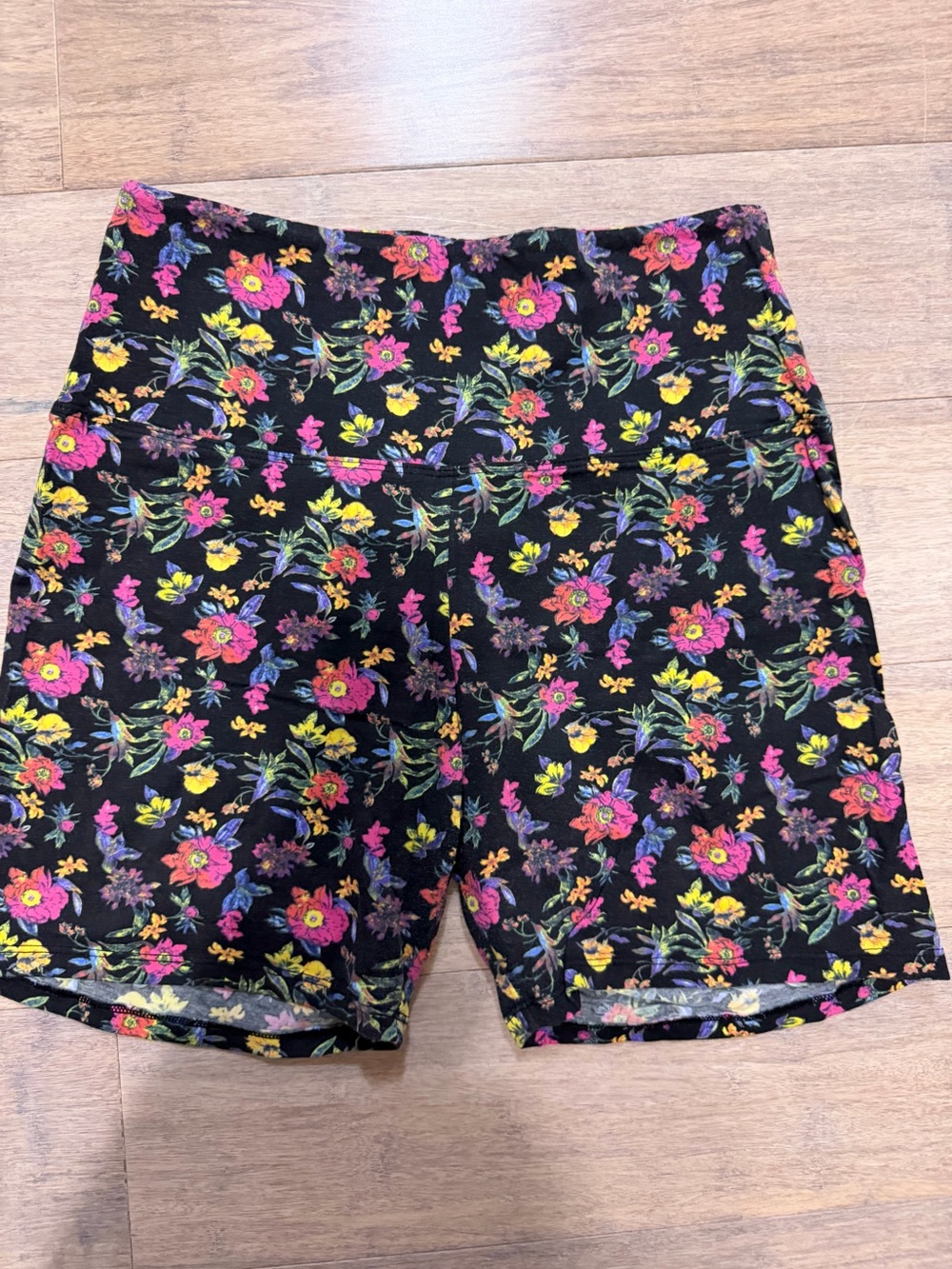 PINK Victoria's Secret Black Floral Yoga Shorts